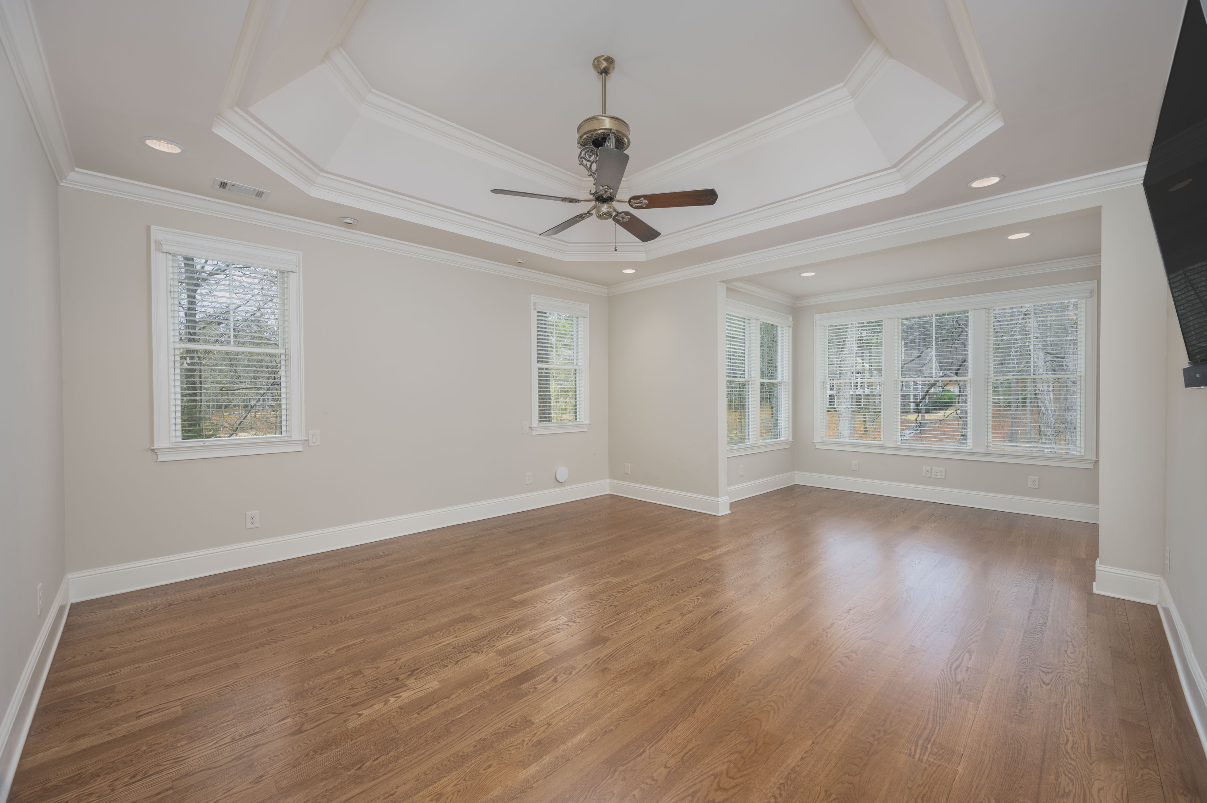 1121 Crackers Neck Road image 22